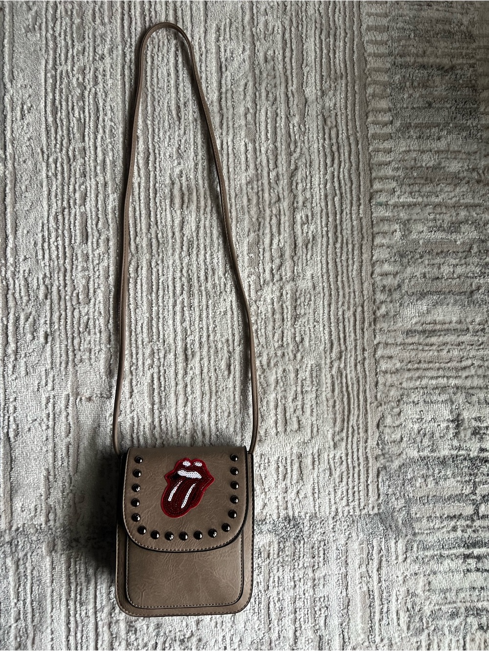 Rolling Stones One Of A Kind Custom Made Crossbody Bag with Red Sequin Tongue. - Picture 2 of 6